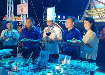 เริ่มแล้วงานเทศกาลชิมปูชัก@ชะอำ-ครั้งที่-8-รับประกันปูสดอร่อยจากทะเลอ่าวไทย